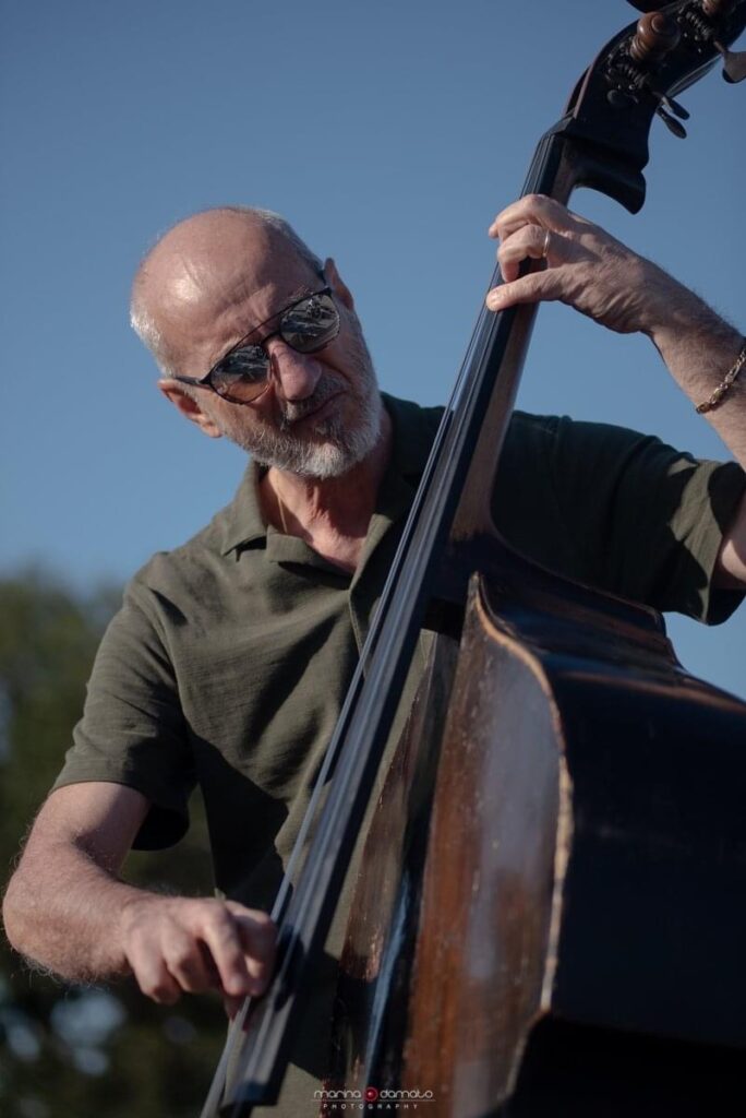 Maurizio Quintavalle contrabbassista jazz