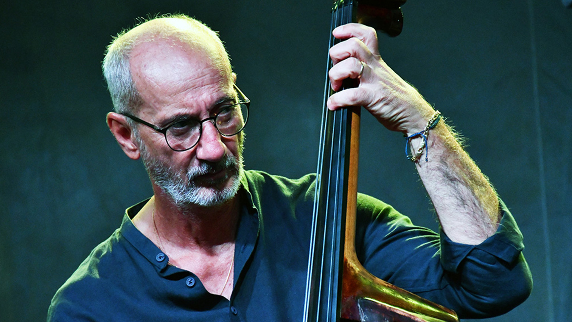 Maurizio Quintavalle mentre suona al festival Think Jazz